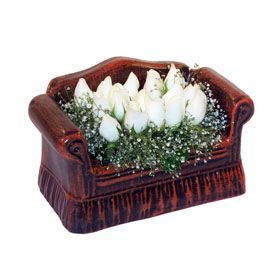 seramik i�erisinde 11 g�l  �ankaya �i�ek�ilik hediye �i�ek yolla 