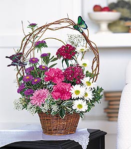  Ankara sevgilime cicekciler , cicek siparisi ke�i�ren  sepet i�erisinde karanfil gerbera ve kir �i�ekleri