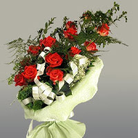  �i�ek�ilik ucuz �i�ek g�nder  11 adet kirmizi g�l buketi sade haldedir