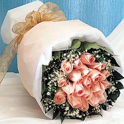12 adet sonya gül buketi anneler günü için olabilir   Ankara çiçekçilik İnternetten çiçek siparişi  