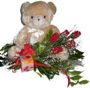  Ankara keçiören çiçekçilik online çiçek gönderme sipariş eryaman  5 adet gül , mum ve ayicik sevdiklerinize özel 
