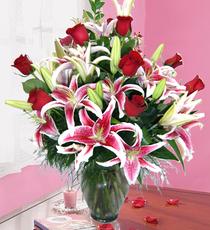 Ankara çiçekçilik İnternetten çiçek siparişi   harika vazo tanzimi gül - kazab
