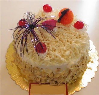 pasta siparisi 4 ile 6 kisilik yaspasta mis lezzette  Ankara �i�ek �i�ek�i telefonlar� 