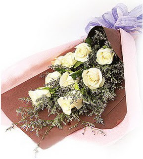  hediye �i�ek�ilik cicek , cicekci bat�kent 9 adet beyaz g�lden g�rsel buket �i�e�i
