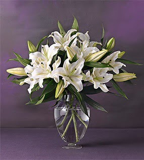  Ankara çiçekçilik İnternetten çiçek siparişi   4 dal cazablanca vazo çiçeği