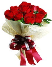 Görsel 12 adet kırmızı gül buketi  Ankara keçiören çiçekçilik online çiçek gönderme sipariş eryaman 