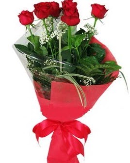 5 adet kırmızı gülden buket  Ankara etlik çiçekçilik kaliteli taze ve ucuz çiçekler kavaklıdere 