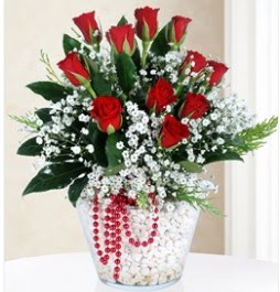 9 adet k�rm�z� g�l cam i�erisinde  �i�ek�ilik �i�ek servisi , �i�ek�i adresleri g�lba�� 