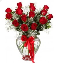 11 adet kırmızı gül cam kalpte  Ankara keçiören çiçekçilik online çiçek gönderme sipariş eryaman 