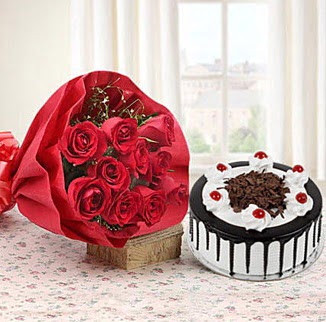 12 adet k�rm�z� g�l 4 ki�ilik ya� pasta  Ankara balgat �i�ek�ilik �i�ek , �i�ek�i , �i�ek�ilik 