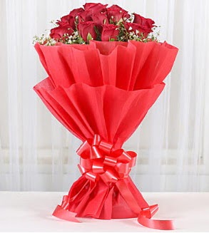 12 adet k�rm�z� g�l buketi  �ankaya �i�ek�ilik hediye �i�ek yolla 