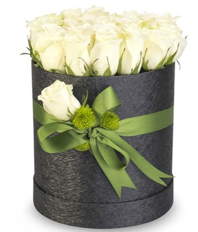 27 adet beyaz gülden görsel kutu çiçeği  Ankara çiçekçilik çiçekçiler çankaya  