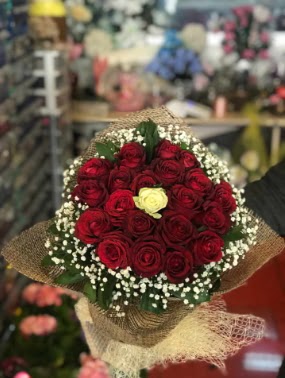 21 adet gül söz nişan çiçeği  Ankara anatolia çiçekçilik çiçek gönderme sitemiz güvenlidir  